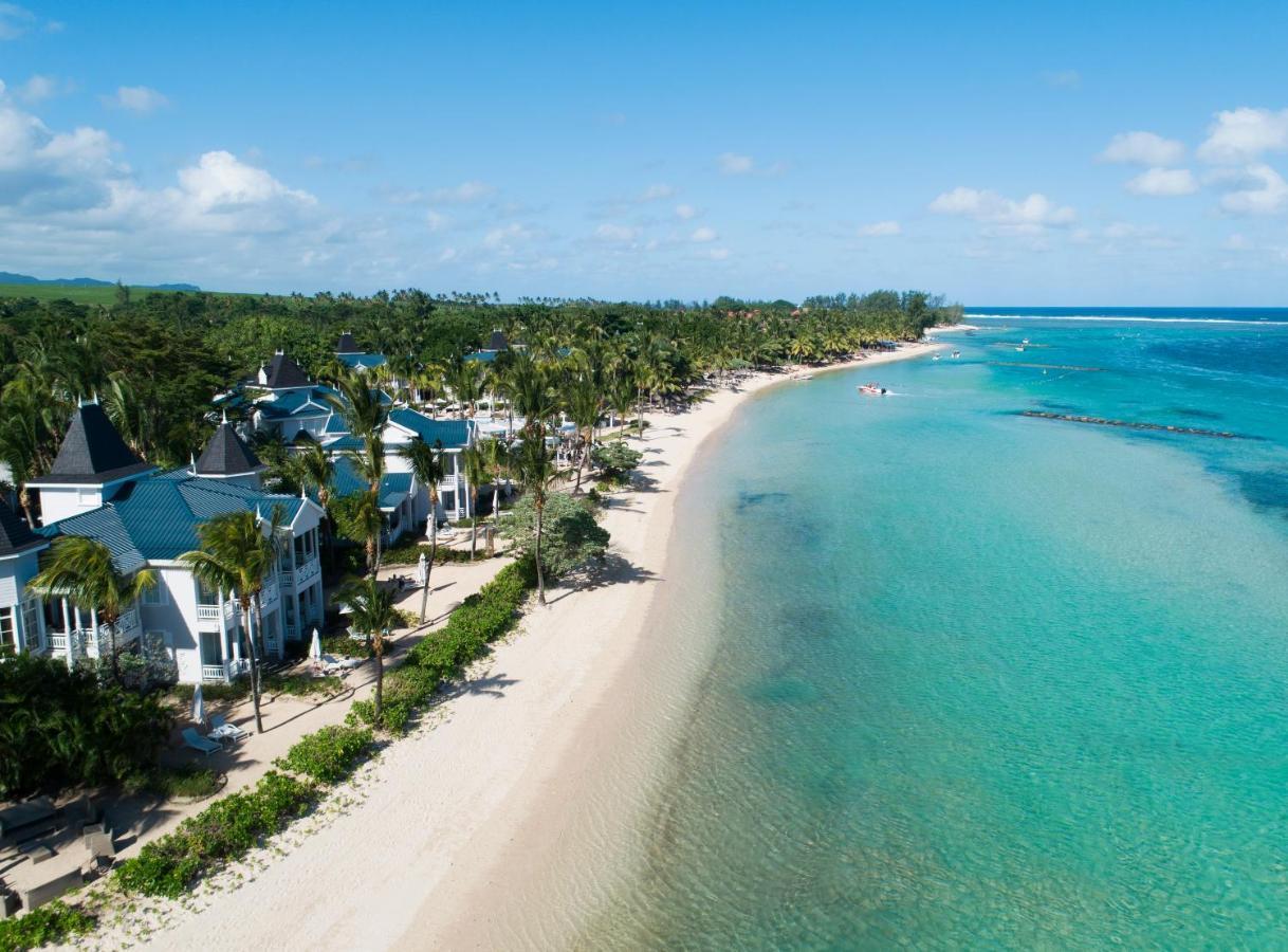 传承太妃高尔夫及健康度假村 贝尔欧布莱 外观 照片 Aerial view of Sandals South Coast