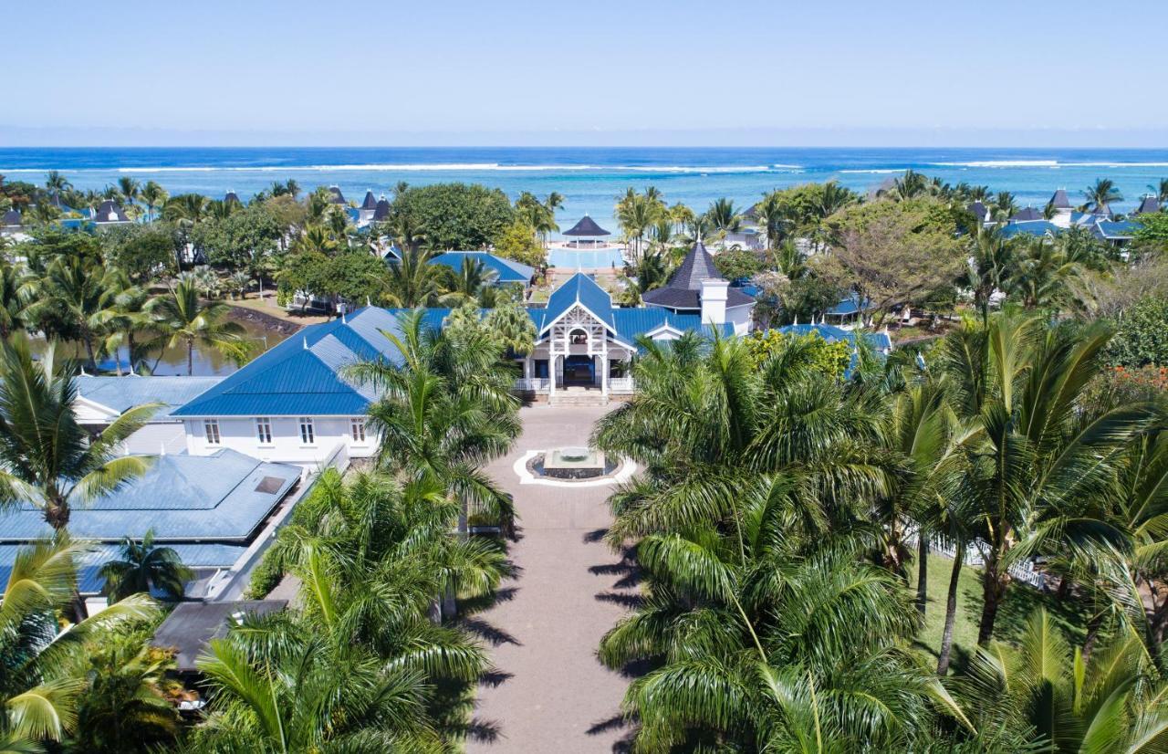 传承太妃高尔夫及健康度假村 贝尔欧布莱 外观 照片 Aerial view of the resort