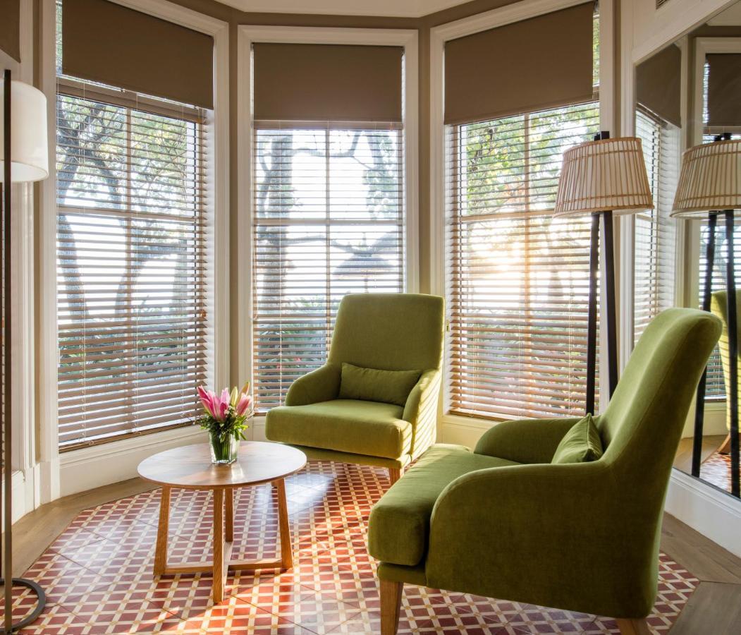 传承太妃高尔夫及健康度假村 贝尔欧布莱 外观 照片 Venetian blinds