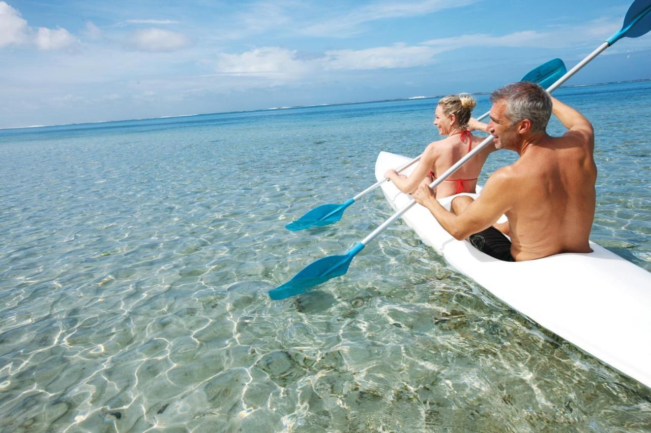 传承太妃高尔夫及健康度假村 贝尔欧布莱 外观 照片 Kayaking in the Maldives