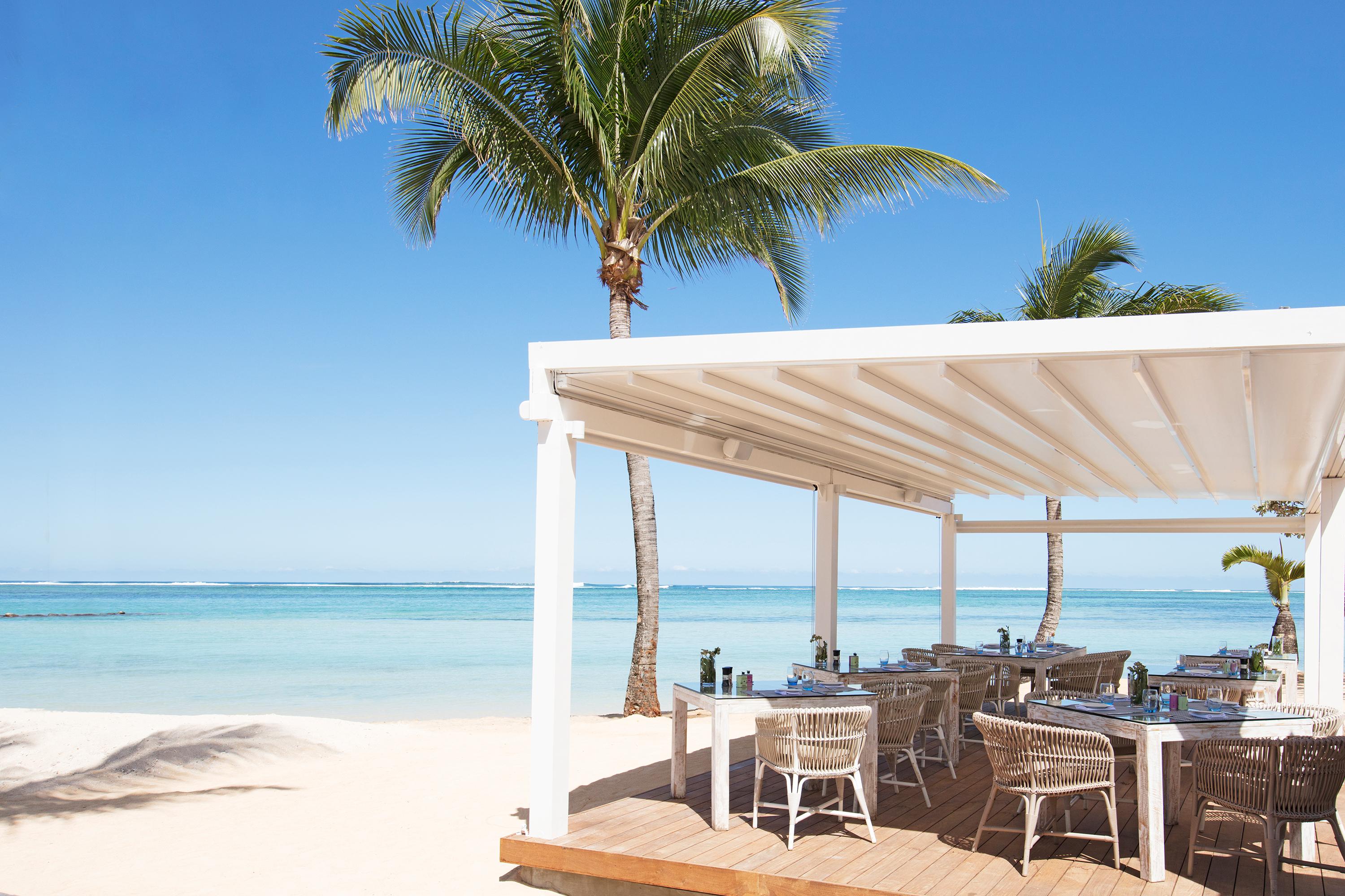 传承太妃高尔夫及健康度假村 贝尔欧布莱 外观 照片 Beachfront dining at Atlantis Paradise Island